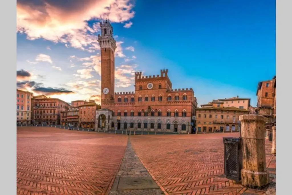 Apartamento Palio Luxury Appartamento Elegante Con Vista Siena