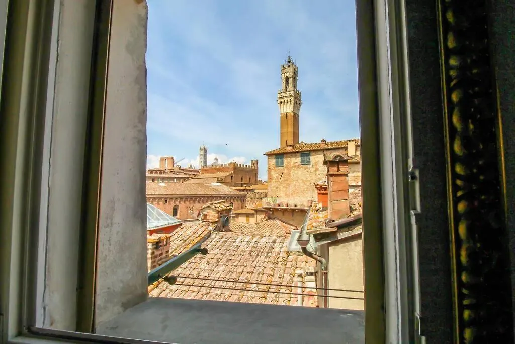 Palio Luxury Appartamento Elegante Con Vista Siena 0*,